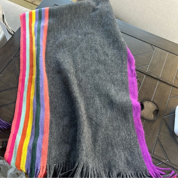 NEW colorful luxe fringe oversized ladies scarf, Renee's NYC Accessories, acryli - Picture 6 of 8